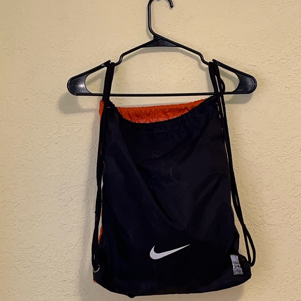 Drawstring bag - Picture 2 of 3